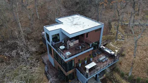 Thomas Buiders Home
